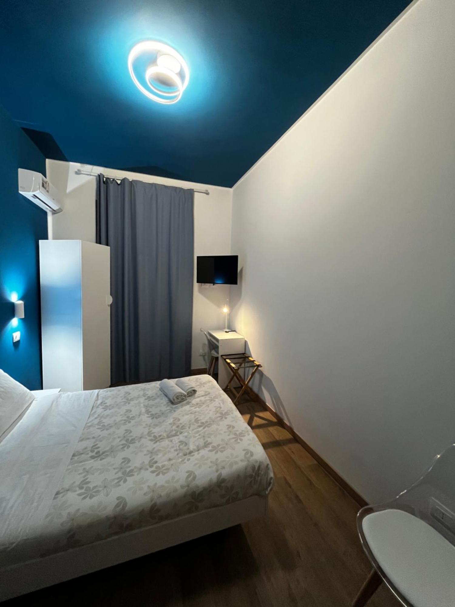 B&B Onda Marina Villa Bellini Catania Centro Luaran gambar