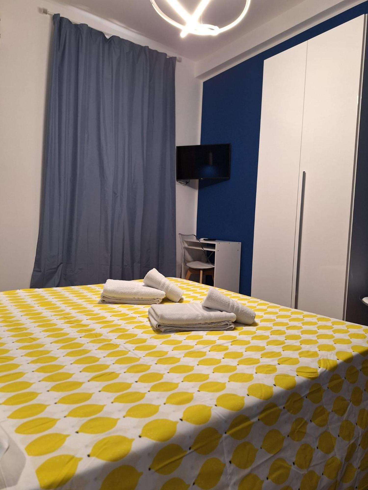 B&B Onda Marina Villa Bellini Catania Centro Luaran gambar
